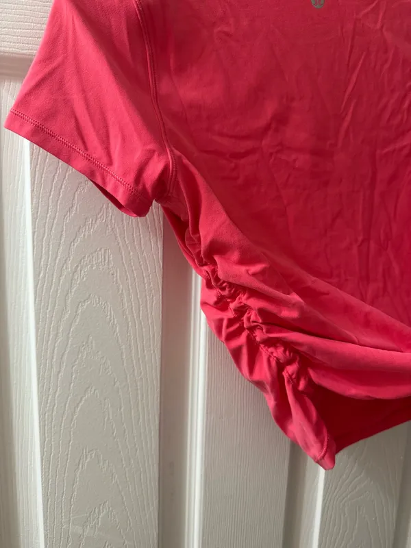 Lululemon Workout Top - Image 4