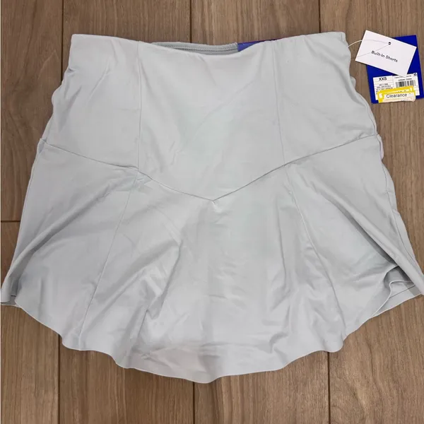 Joylab silver skort- size XXS - Image 4