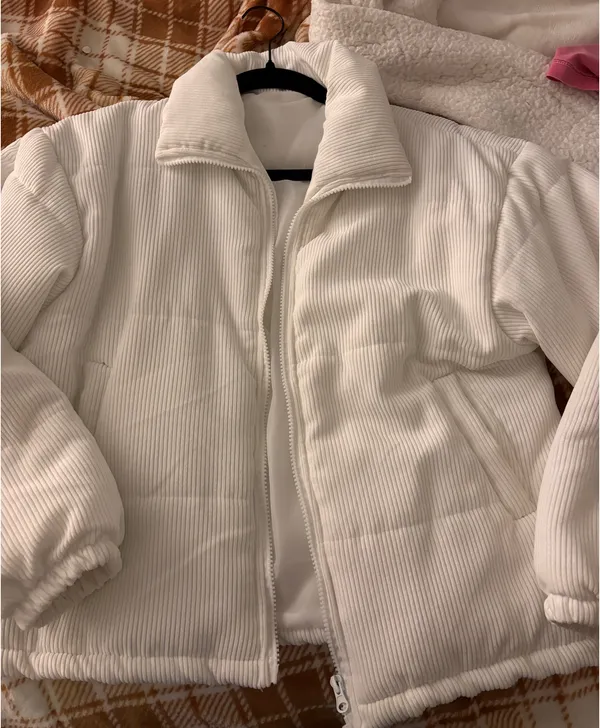 Amazon White Puffer Jacket - Image 3