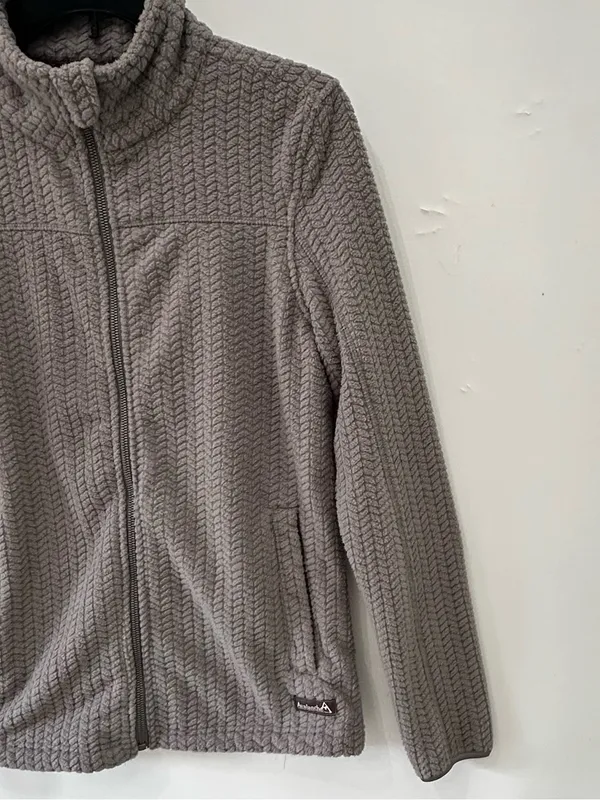 Avalanche Hawthorn Cabled Fleece Jacket NEW Gray Small - Image 9