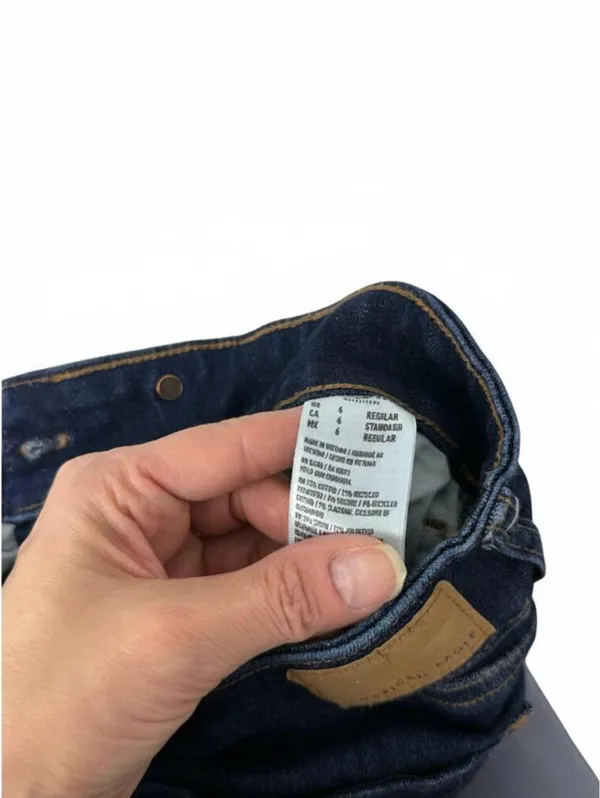 Cute American Eagle Jeans Bootcut Size 6R - Image 4