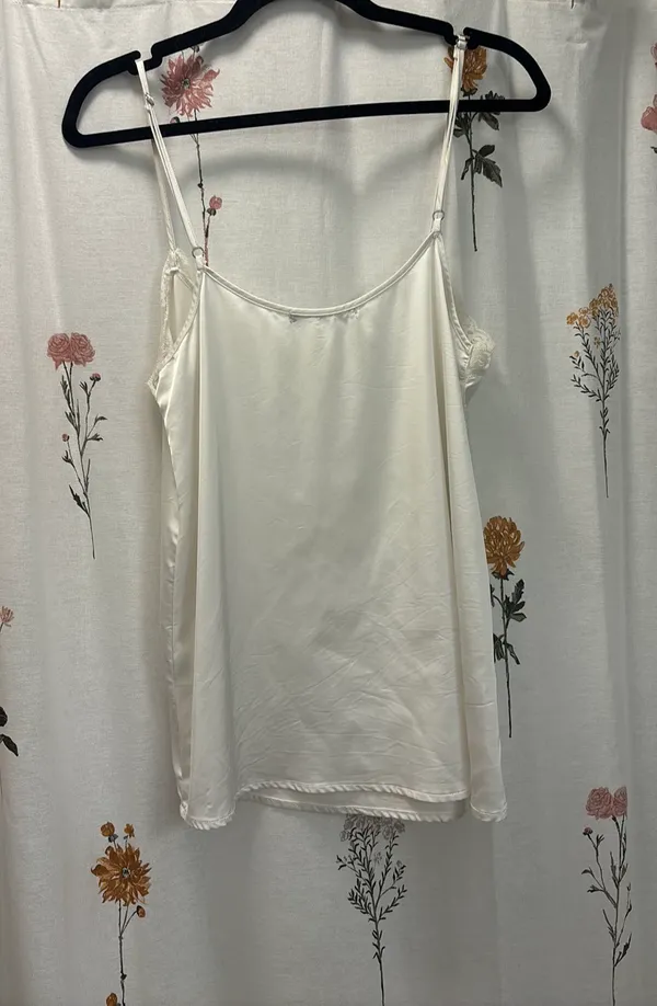 Brandy Melville Lace Trim Champagne Cami - Image 4