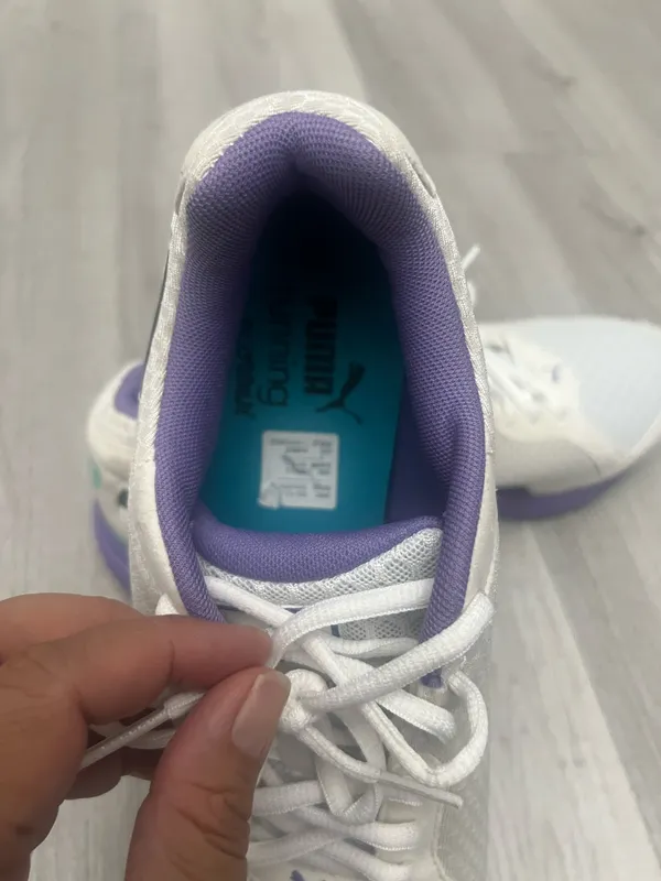 Puma Tennis Shoes - Image 8