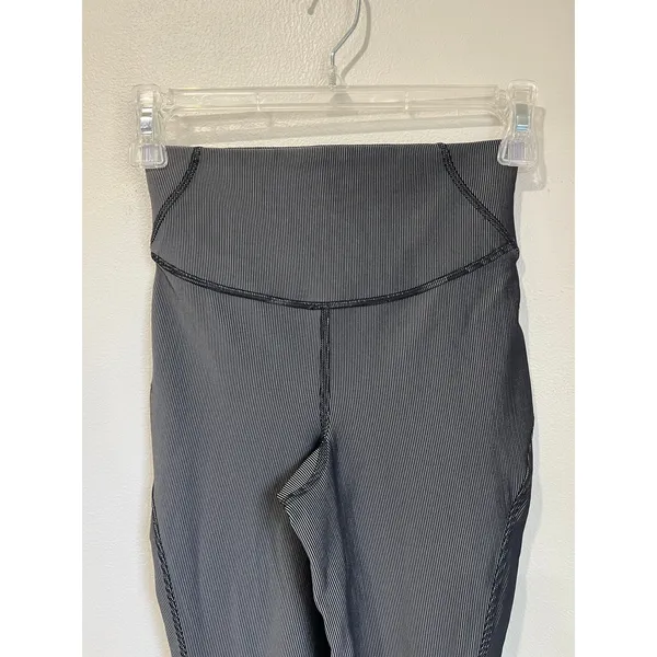 Lululemon Base‎ Pace High-Rise Tight 25” Two-Tone Ribbed Leggings Size 2 - Image 7