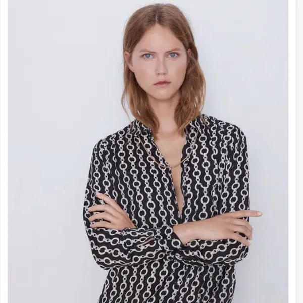 ✨ Zara Black & White Chain Print Button-Down Tunic / Shirt Dress (Size M) ✨ - Image 2