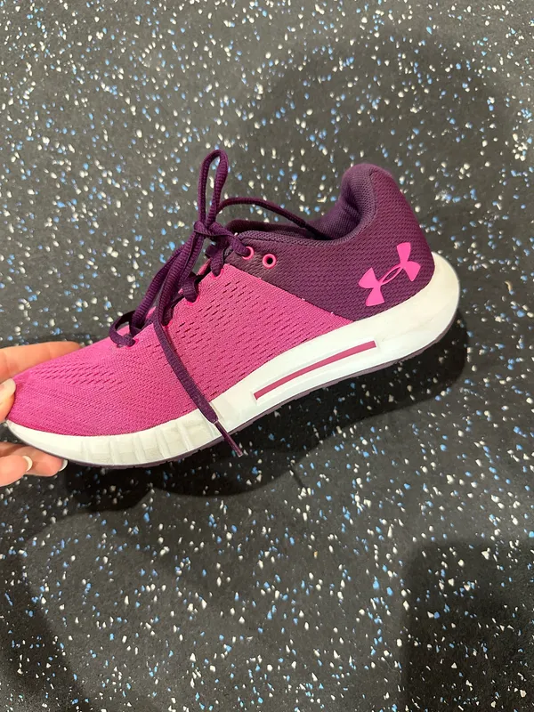 Women’s Under Armour Shoes - Image 2