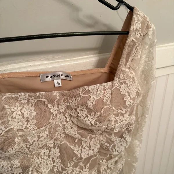 Madden Girl Lace Nude Lining Long Sleeve Top - Image 5