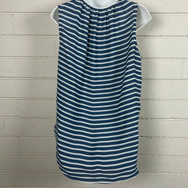 Anthropologie One September embroidered Top size M - Image 2