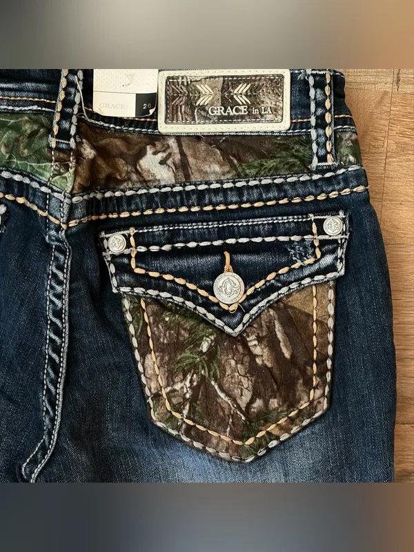 Grace in LA Camo Yoke Embellished Distressed Bootcut Jeans 2/26 NWT - Image 7