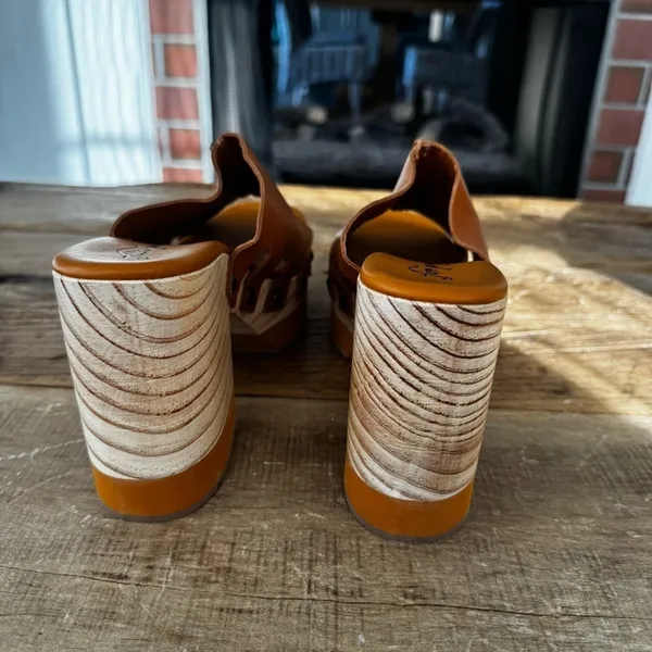 NEW IN BOX Free People Cassis Clogs ~ SOLD OUT ~ 40 ( 9 / 9.5) Platform Comfy - Image 8