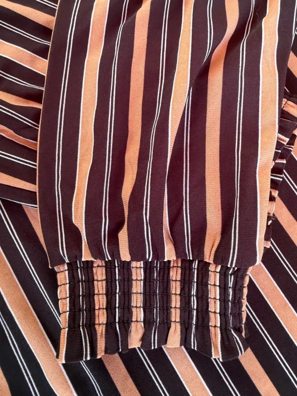 Anne Klein Striped Long Sleeve Top Large Black Tan White Elastic Neckline - Image 4