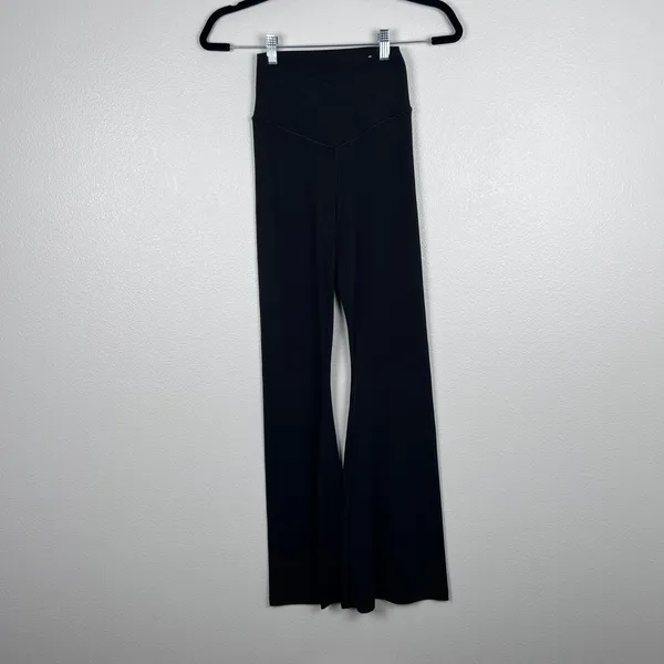 Aerie Offline Real Me‎ Crossover Flare Leggings Black High Waisted Medium - Image 3