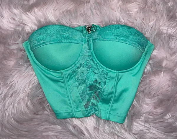 SheIn Green Bandeau Top - Image 2