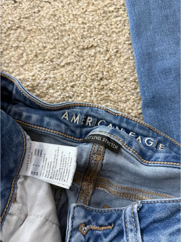 American Eagle Jeans - Image 3