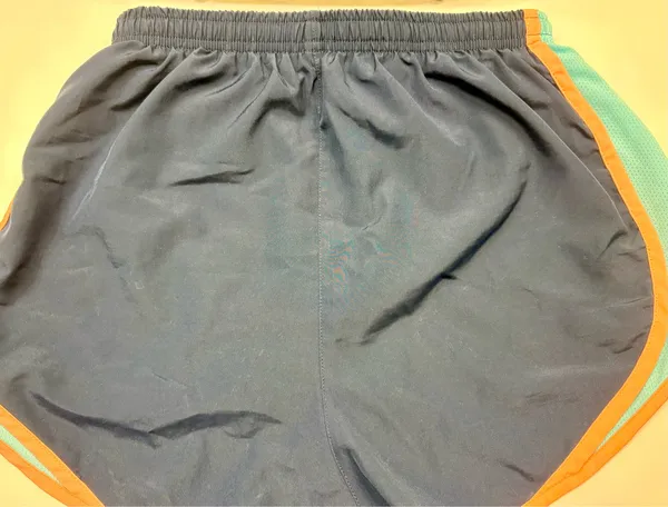Nike Dri-Fit Shorts Running - Image 2