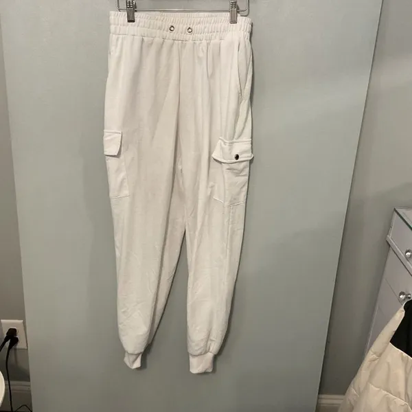 New Look Women Joggers White Cargo Pocket Elastic Waist Size Large - Image 2
