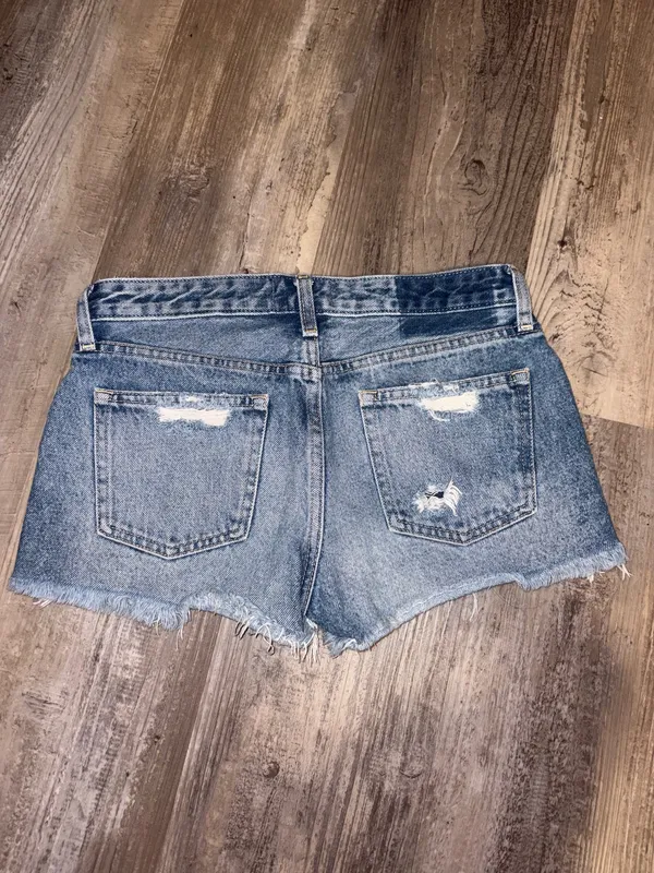 Abercrombie & Fitch Women’s Harper Low Rise Shorts-Size 25 - Image 2