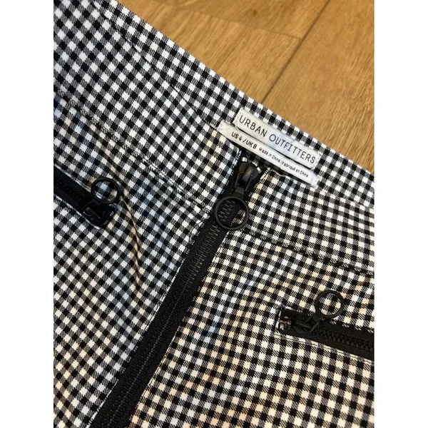Urban Outfitters Gingham High Waisted Zipper Cigarette Pants Black White US 4 - Image 3