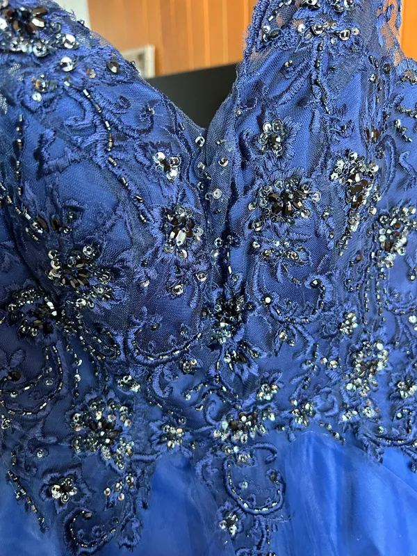 Homecoming Dresses Size 6 - Image 3