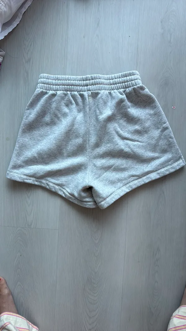 Abercrombie Sweat Shorts Grey - Image 3