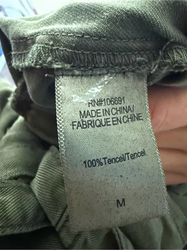 New Young Fabulous & Broke Olive Green Cargo Utility Jumpsuit Tencel Size Medium - Image 7