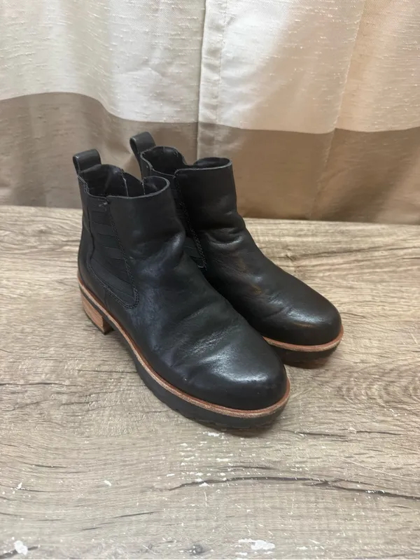Kork ease‎ black Waylin Chelsea Boot size 6 - Image 7