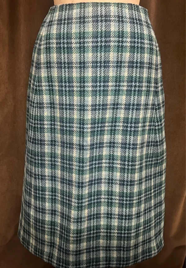 Vintage wool plaid pencil skirt - Image 3