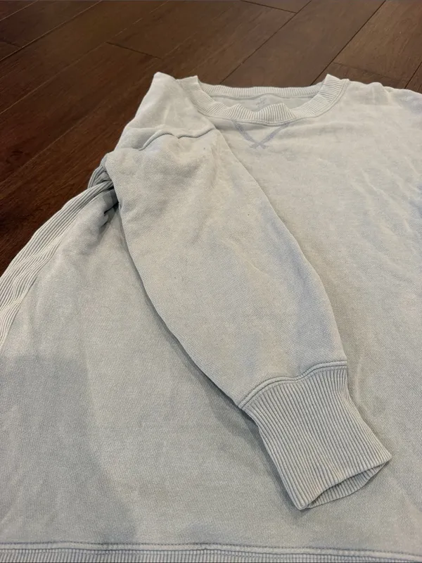 aerie Women’s Crewneck Sweatshirt - Light Blue Size Medium - C16-054 - Image 5