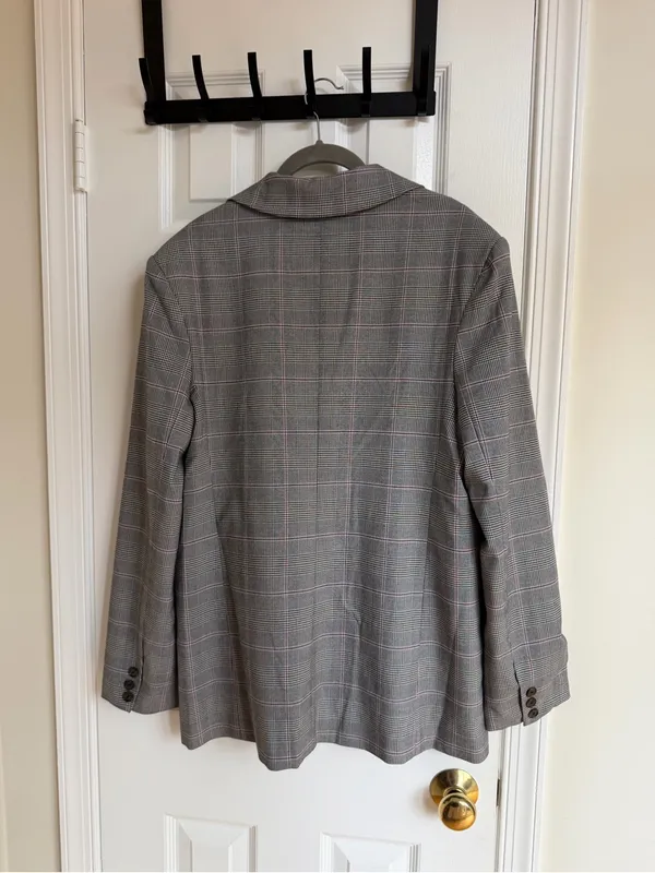 WAYF NWT Gray Plaid Oversized Blazer Pink Windowpane M - Image 6
