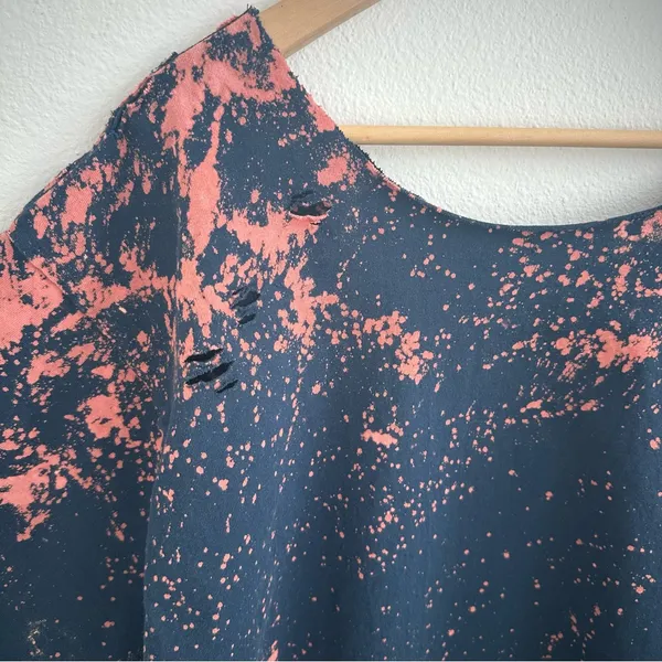 Destroyed Stained Black Bleached Tee Size XXL - Image 5