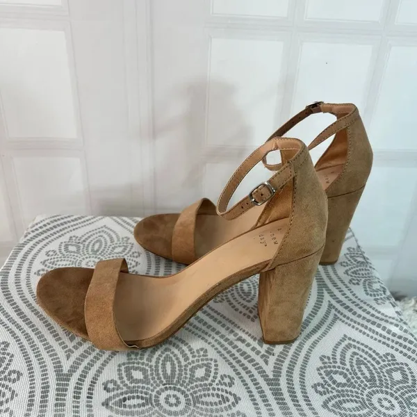 A New Day Tan Ema High Block Heel Square Toe Suede Ankle Strap Sandals Size 10 - Image 5