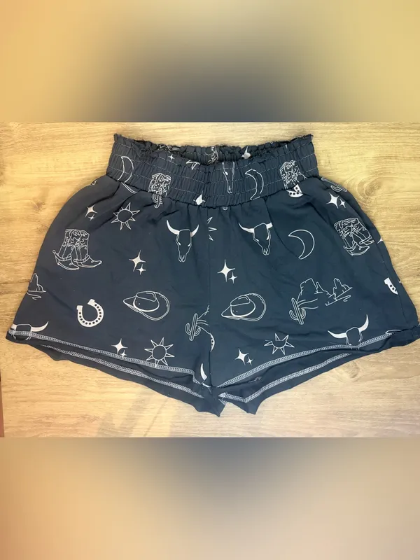 Umgee M Charcoal Western Print Shorts Cream Print Cowboy French Terry NWT - Image 2