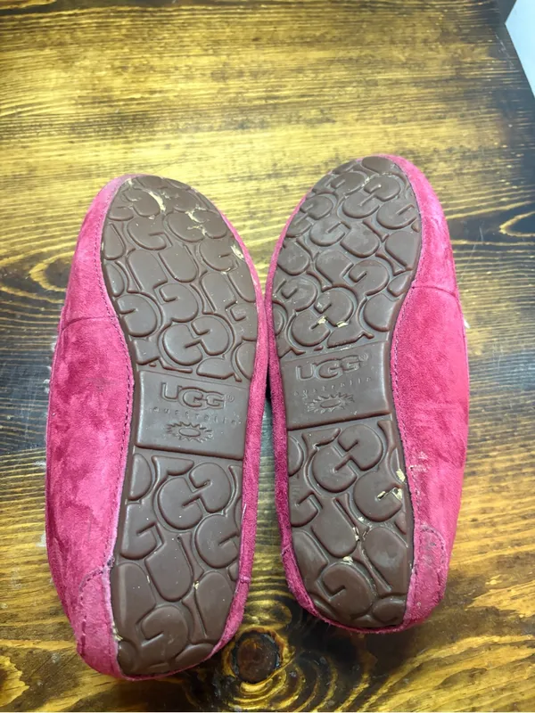 Ugg Ansley burgundy crystal diamond loafers size 8 - Image 10