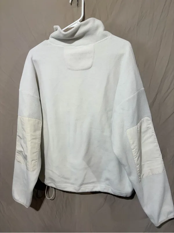Alo Yoga off-white half-zip ski jacket - Image 4