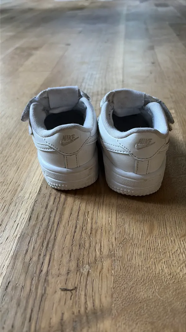 Toddler Air Force 1 size 4 - Image 3