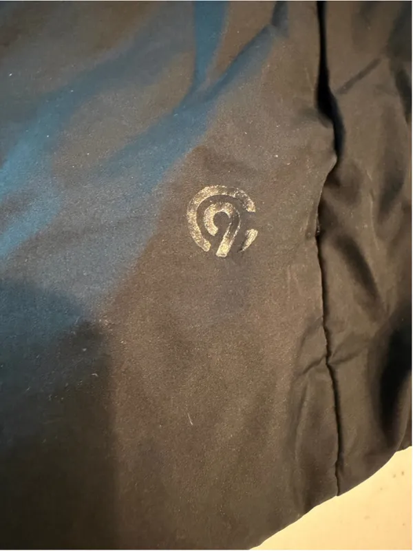 Champion Black Puffer Vest Size XXL - Image 6