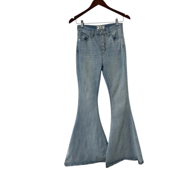 FREE PEOPLE We The Free Irreplaceable Kent Blue High Rise Flare Wide Leg Jeans - Image 4