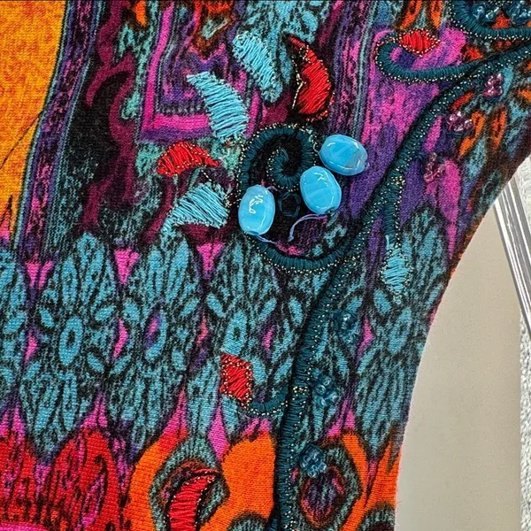 Chico's Colorful Paisley Women's Blouse beaded M/8 v-neck boho casual sequin - Image 4