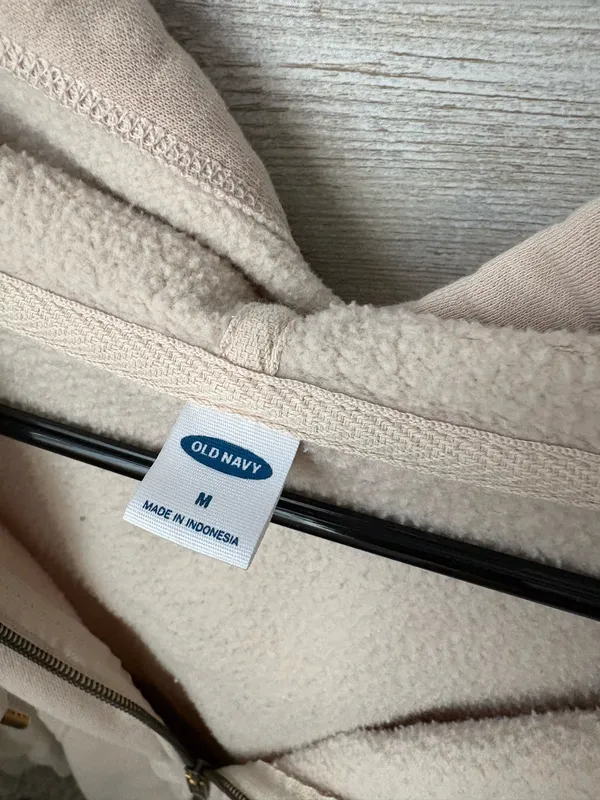 Old navy tan zip up - Image 2