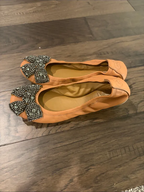 Tory Burch Eddie Camel Ballet Flats Sz 7.5 - Image 5