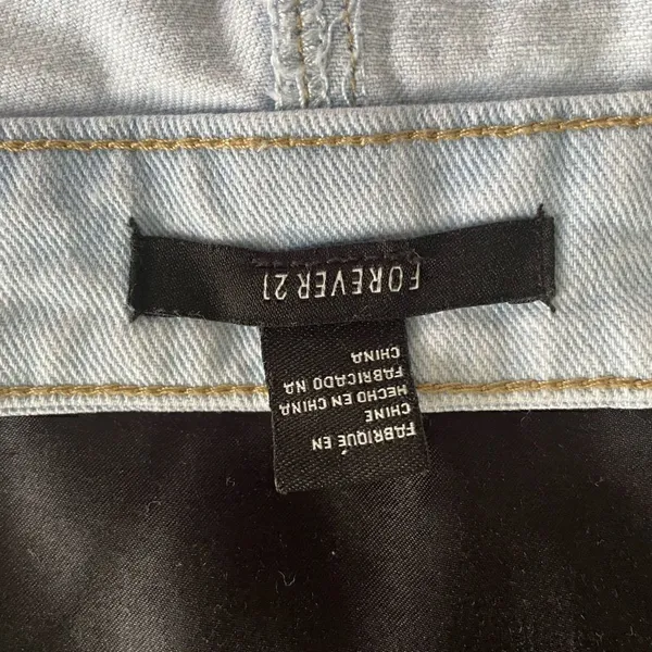“ Forever 21” mini skirt - Image 4