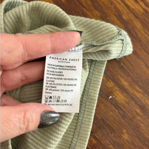 American Eagle Ribbed Halter Top Open Back V Neck Size XS Green - Image 9