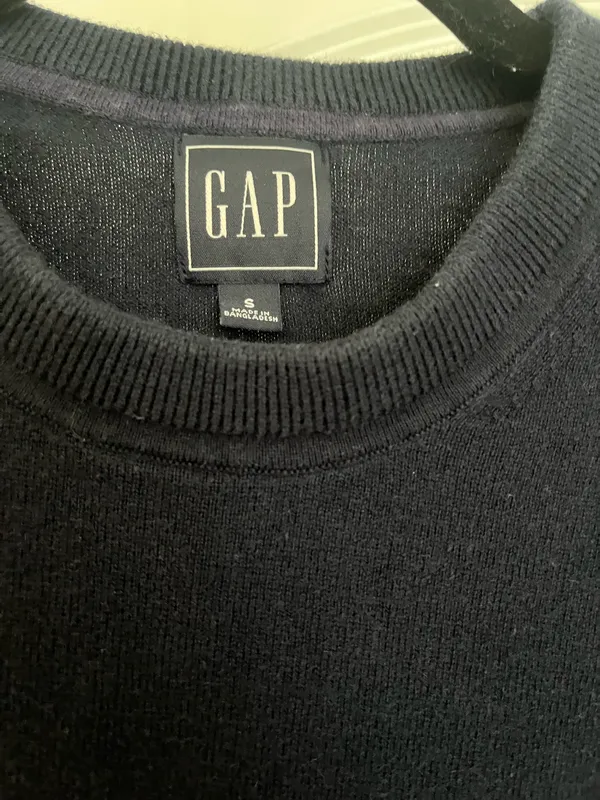 Gap Knit Sweater - Image 2