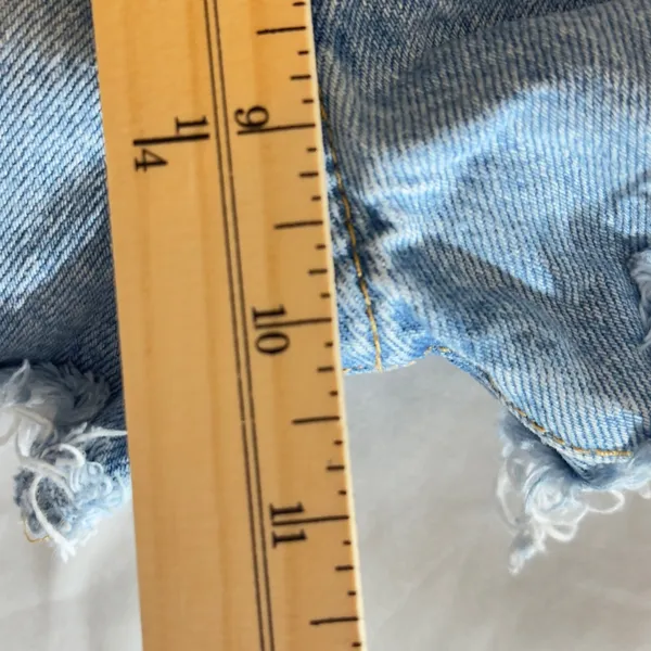 532 | Levi's 501 Original Womens High Rise Distressed Denim‎ Shorts Light Wash - Image 8