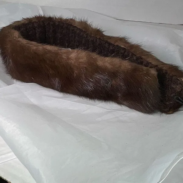 Vintage brown mink collar with hook closure Brown - Image 2