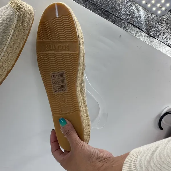 Soludos Frenchie Embroidered Platform Smoking Slipper (Sand) coastal size 9 - Image 6