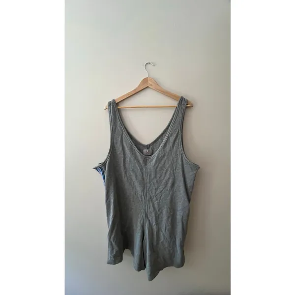 Free People FP Movement Grey Snap-Side Sleeveless Romper Size Medium NWT - Image 2