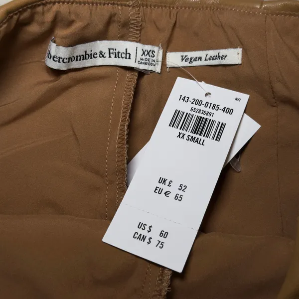 NWT Abercrombie & Fitch Women's Brown Faux Leather A-Line Skirt - Image 4