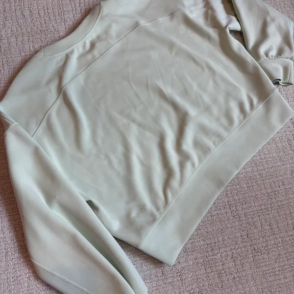 Lululemon light green crewneck  - Image 3
