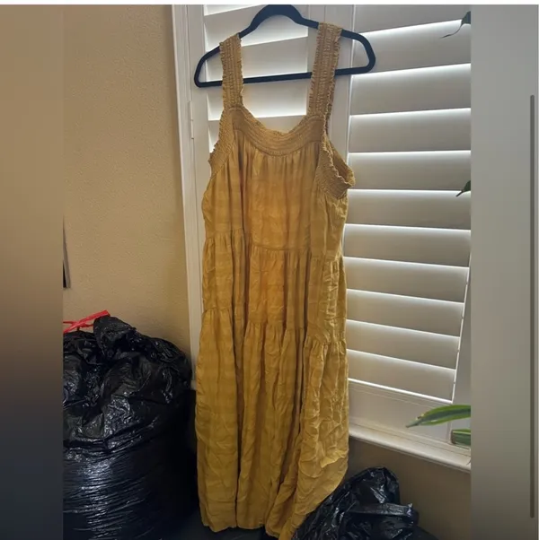 Old Navy Mustard Yellow midi Dress - Image 2
